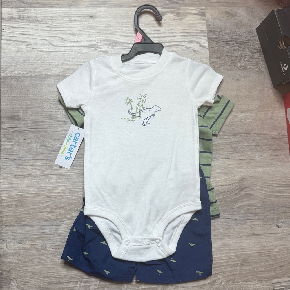 Carter’s Child of Mine 3 Piece Set. Size 18M - Picture 2 of 3